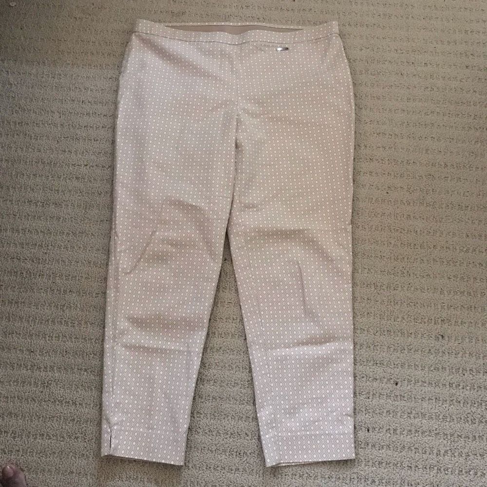 Vince Camuto Womens Cropped Pants Beige White Diamond Print Pull On Stretch L